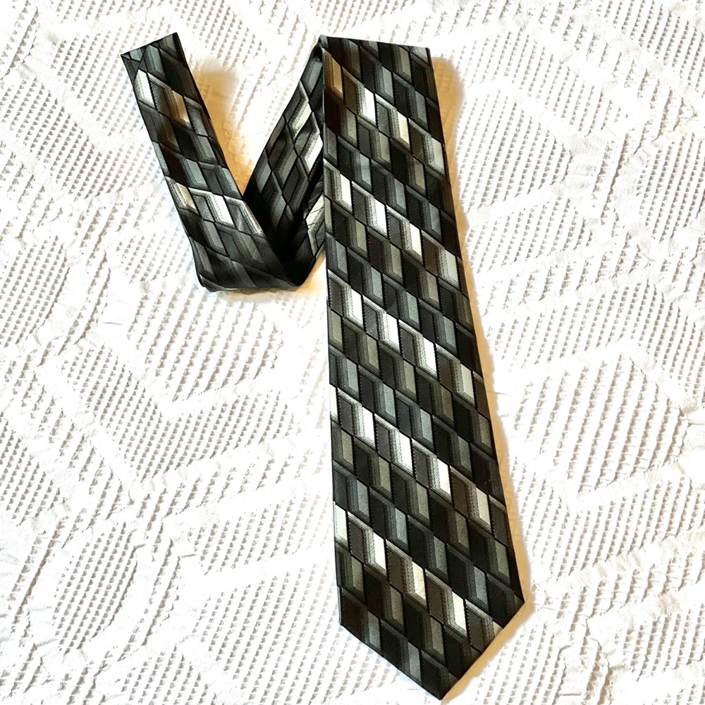 Palatina Men’s Necktie